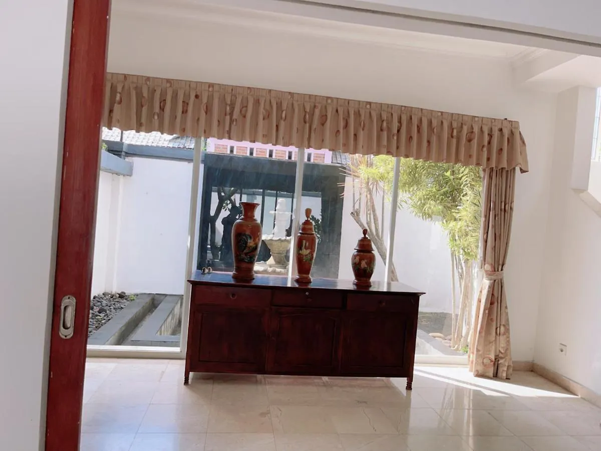 Cozy Private Villa Jimbaran 4 Bed Room 3 Bath Room 0*, Jimbaran (Bali)