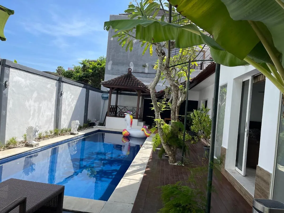 Cozy Private Villa Jimbaran 4 Bed Room 3 Bath Room
